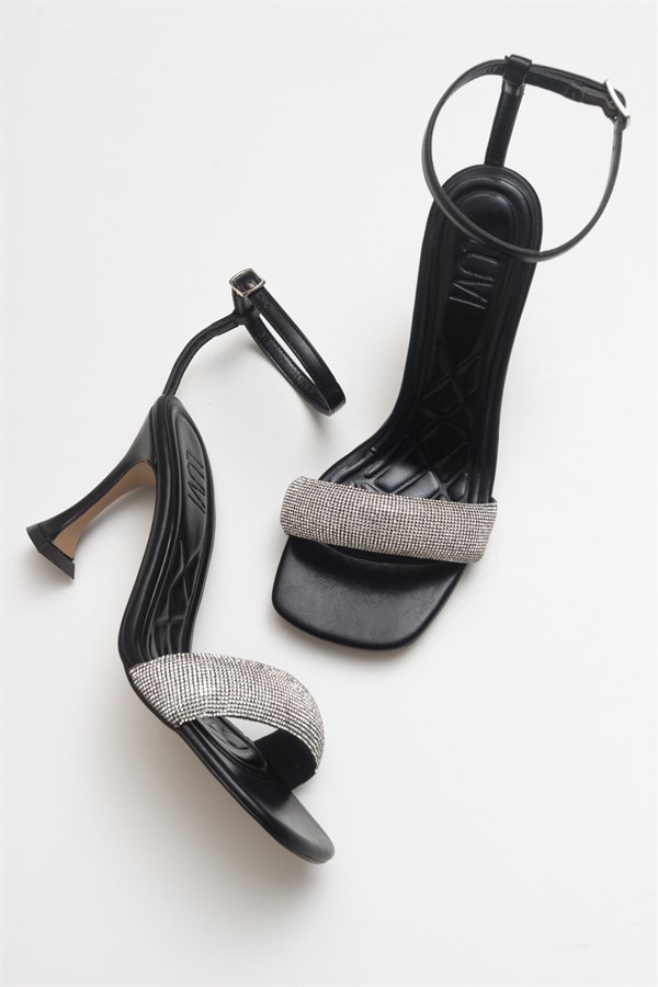 113-8041-3-SIYAHNEAR Siyah Taşlı Kadın Topuklu Ayakkabı