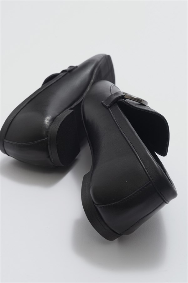 151-02-2-SIYAH CILTSPARE Siyah Cilt Hakiki Deri Kadın Loafer Ayakkabı