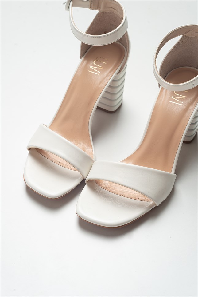 426 Beyaz  Cilt  Kadın Topuklu Ayakkabı